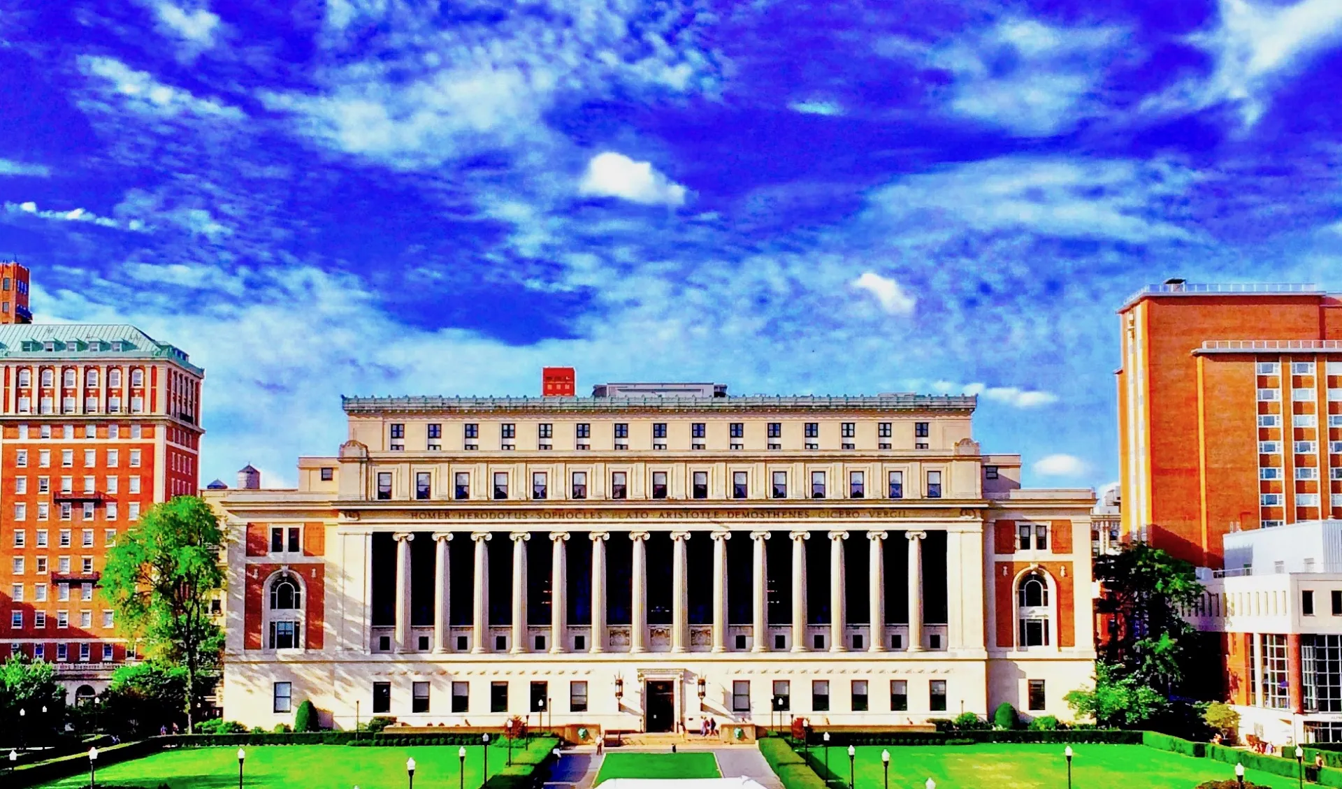 Photo of Butler Library and surrounding buildings
